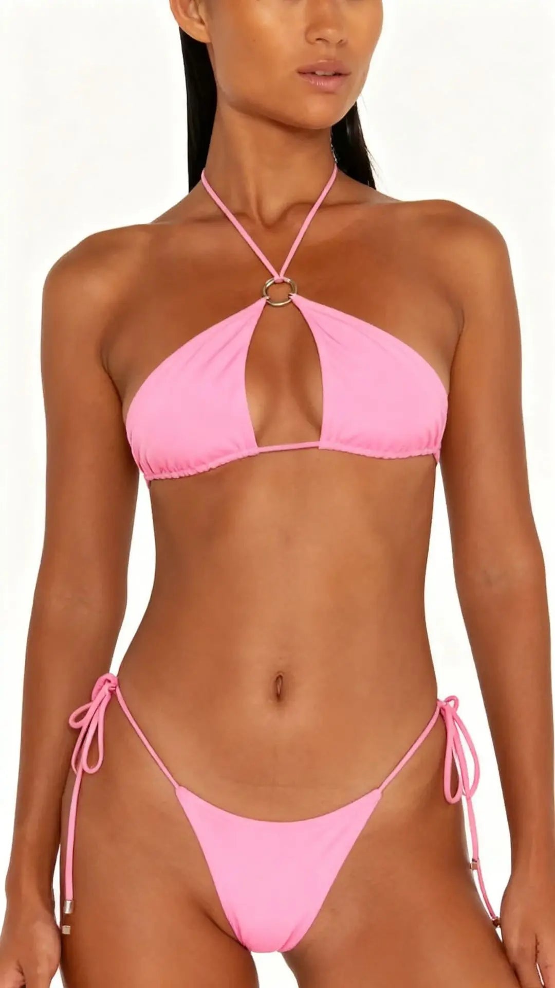 Bikini Marbella deux pièces à découpes latérales, silhouette estivale et lignes graphiques, Guappaa