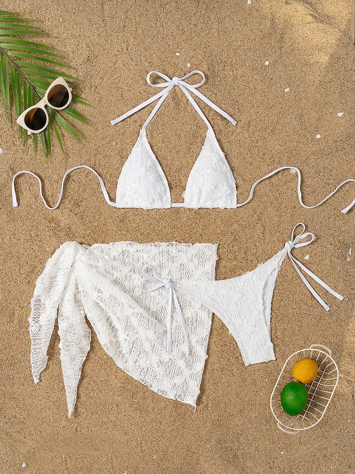 Bikini deux pièces Ravello noir ou blanc au style épuré, vue produit Guappaa 05