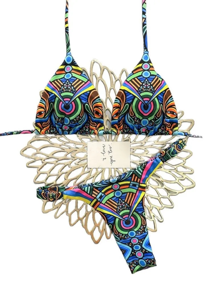 Silhouette complète avec bikini Formentera imprimé et bas taille haute Guappaa