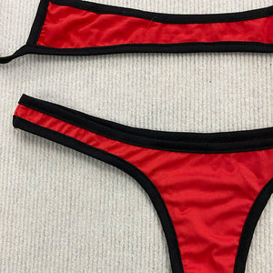 Bikini Alicante rouge à lacets et coupe deux pièces, vue portée pour une escapade au soleil, Guappaa