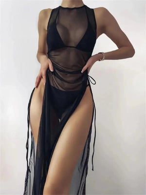 Bikini Formentera à coupe tanga avec pièce transparente en maille, allure beachwear près de la piscine, Guappaa