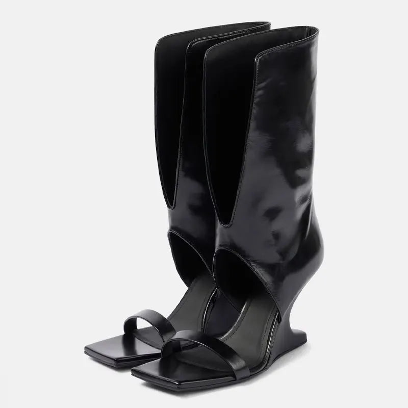 Bottes La Riviera noires à bout ouvert avec talon carré dans l’univers Guappaa