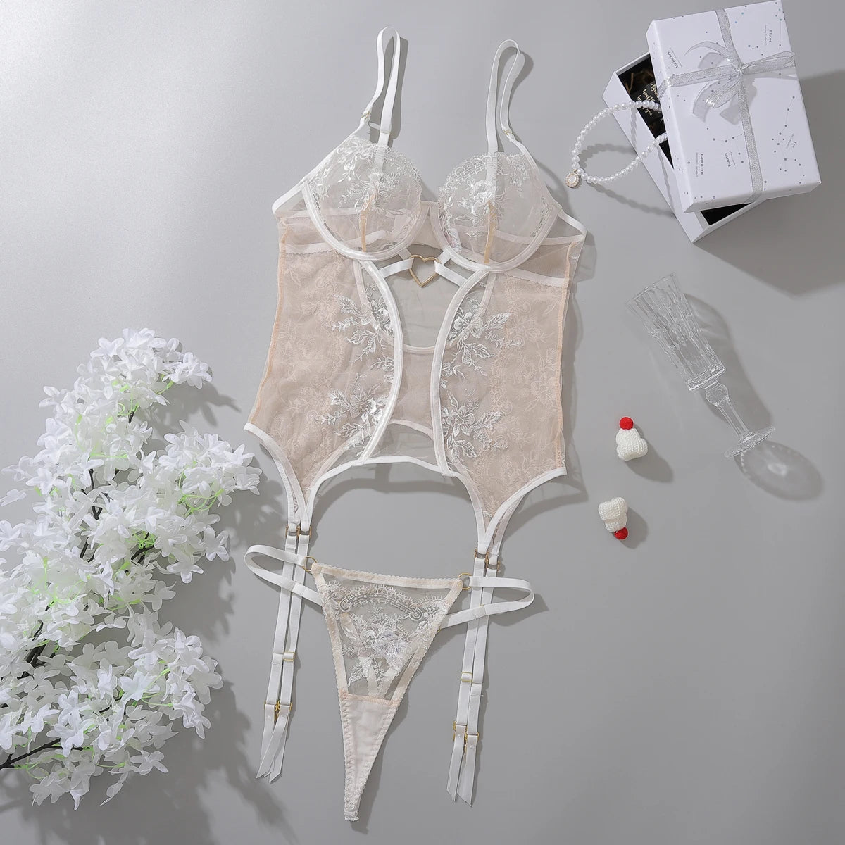 Ensemble de Lingerie de luxe en dentelle et transparence Millénial - GUAPPAA