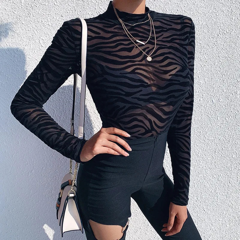 Body Mystère en maille noire transparente à motif zébré et col montant – GUAPPAA – photo 8