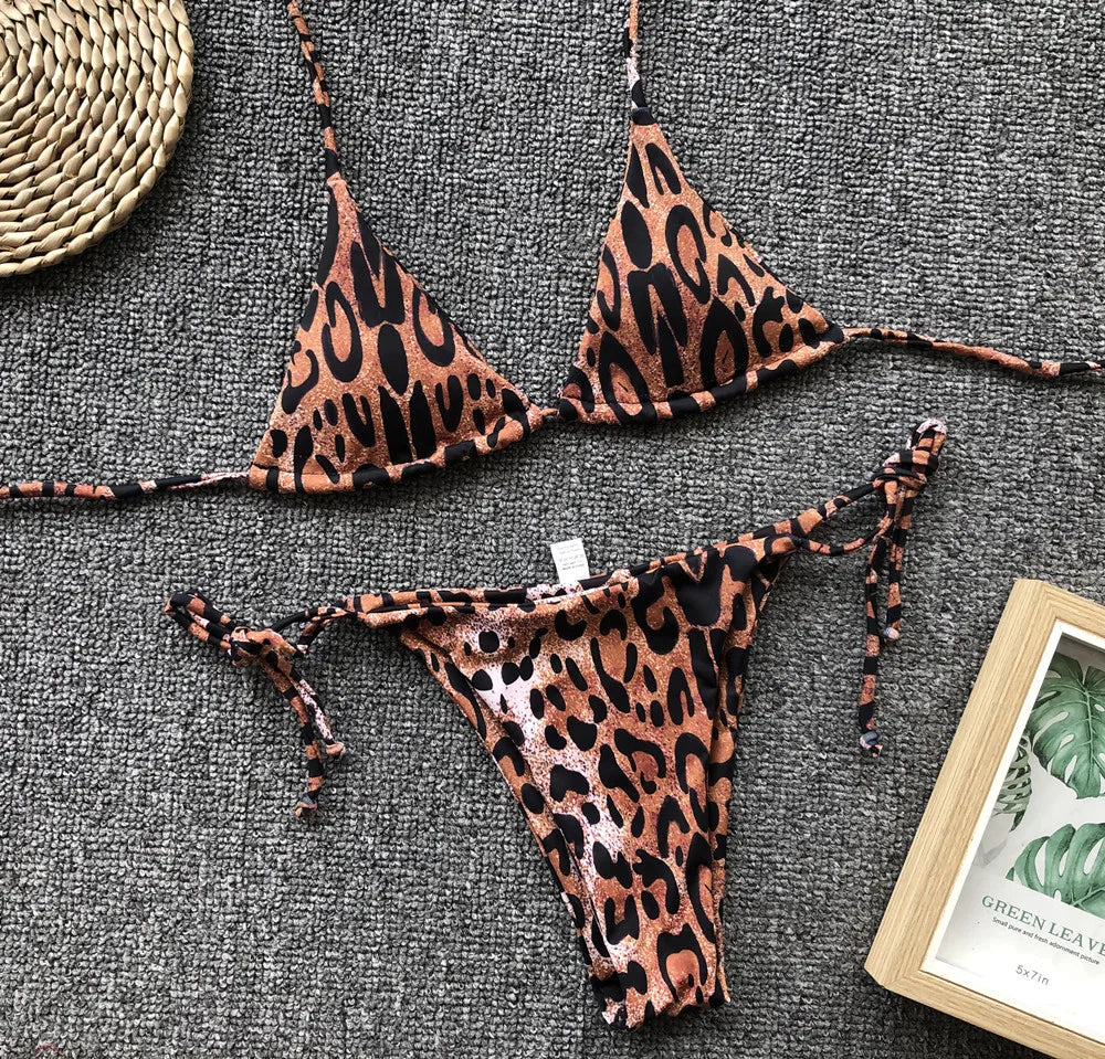 Maillot de bain tendance bikini ficelles tanga léopard femme Latitude