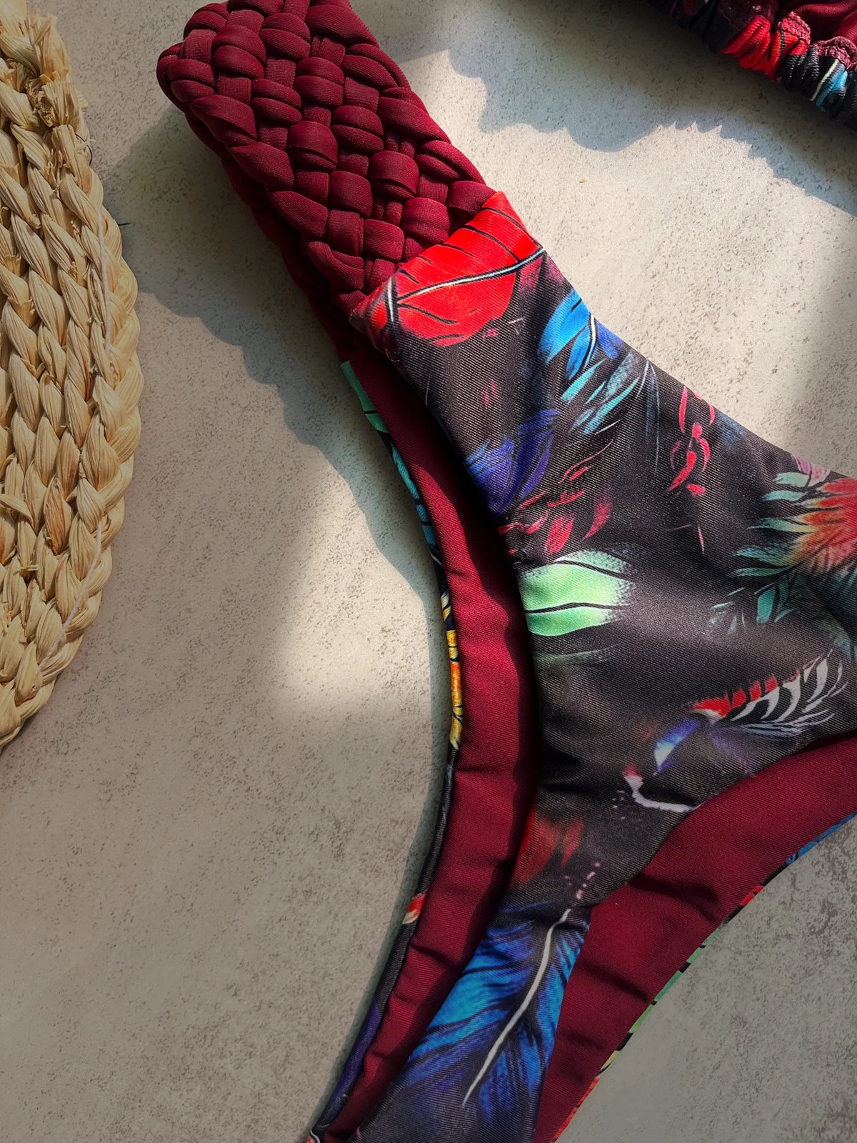 Détail du motif imprimé RT2519 du micro bikini L’Éclat Nomade