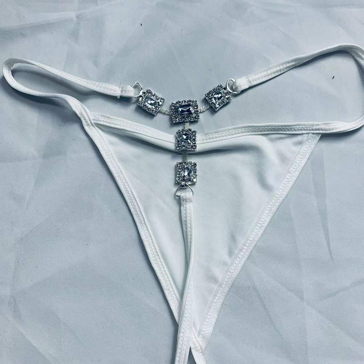 Micro string ficelle à strass sexy femme Locace - GUAPPAA