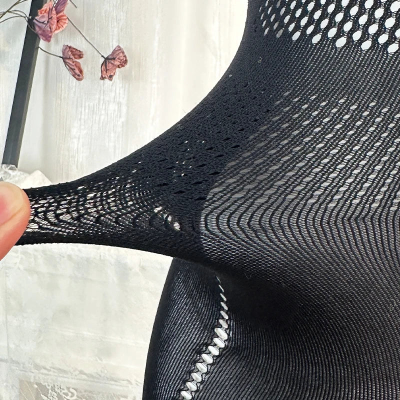 Vue arrière de la robe de bain Le Voile Solaire en nylon et élasthanne