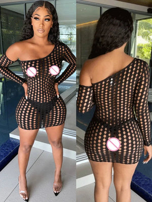 La Trame Obscure, mini-robe résille à découpes Nuit Rouge – visuel 11