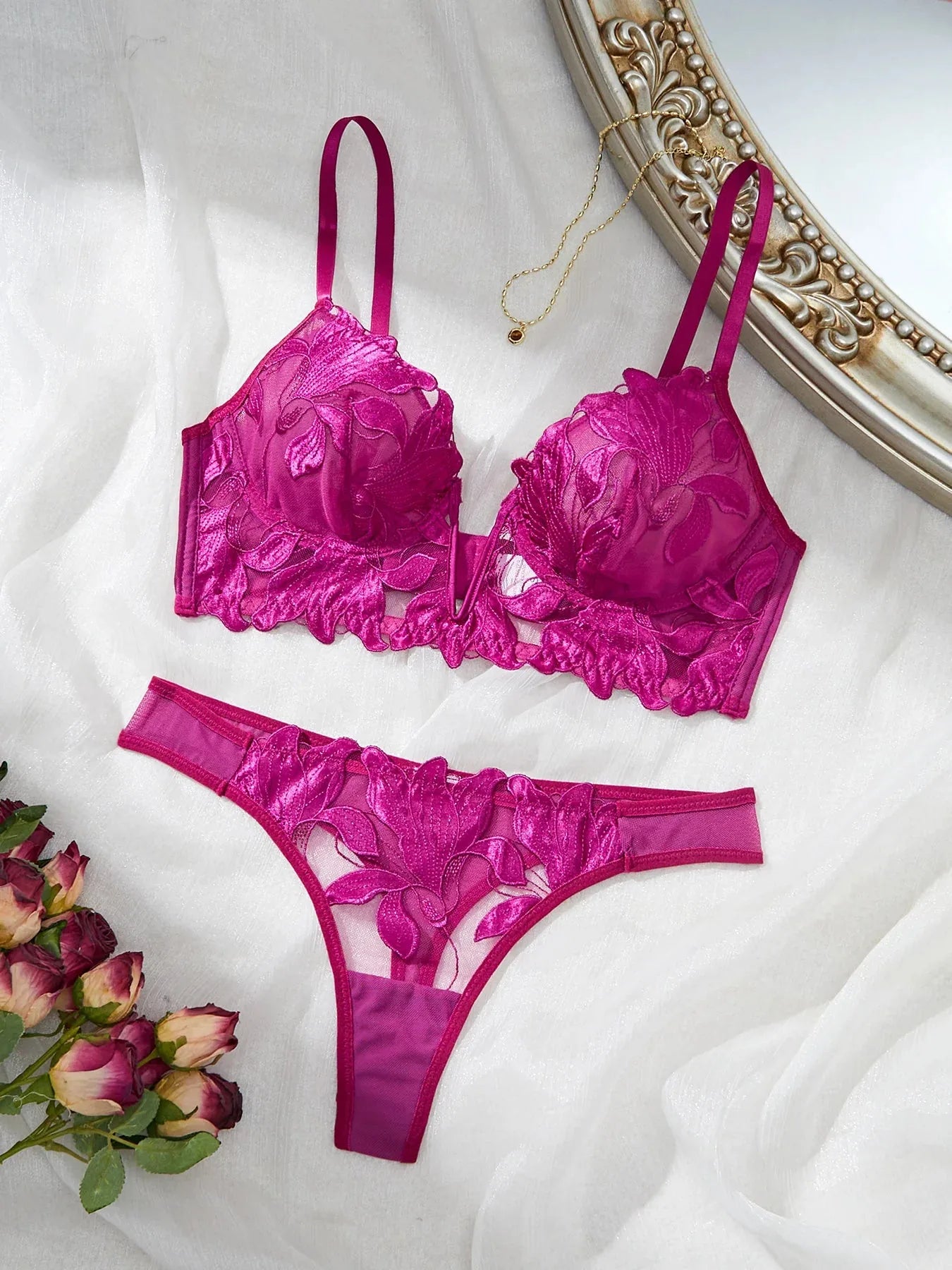 Ensemble lingerie floral brodé Le Marais — vue 20