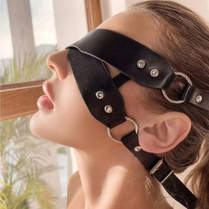 Masque en dentelle La Mystérieuse Guappaa avec détails brodés pour soirée costumée