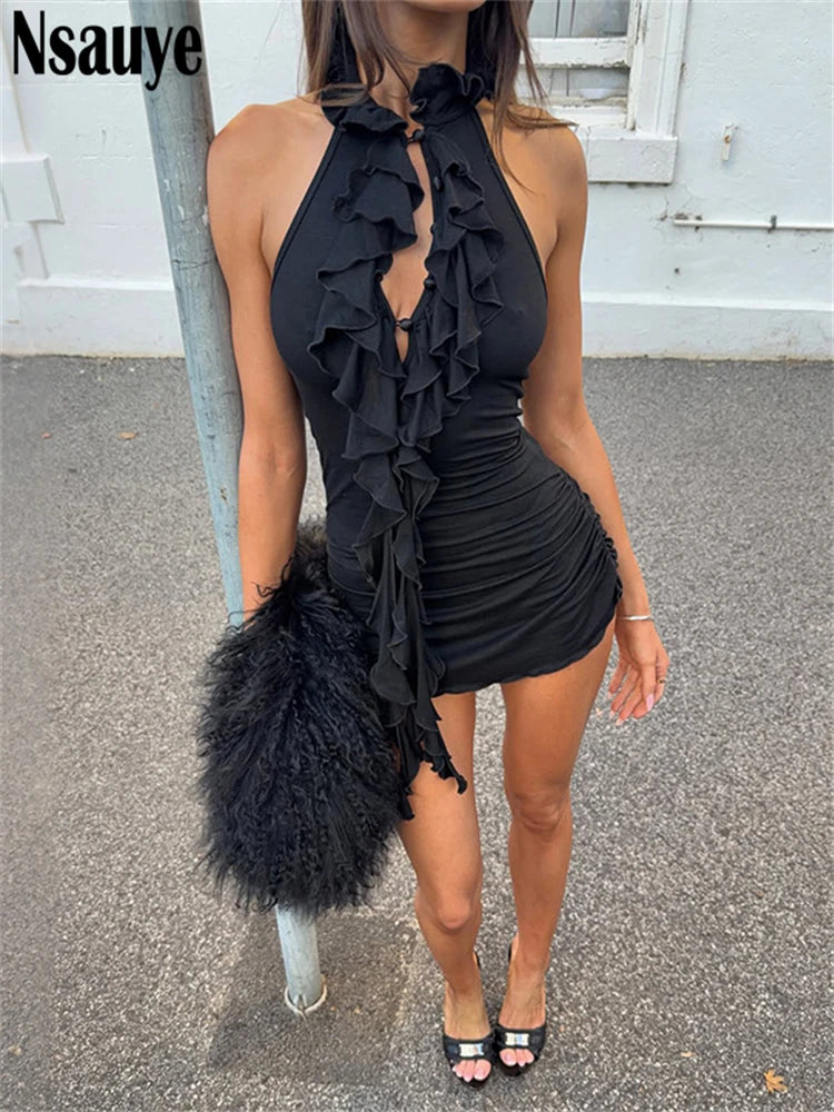Mini robe noire La Vague Noire Guappaa avec col V sans manches et coupe courte en maille extensible