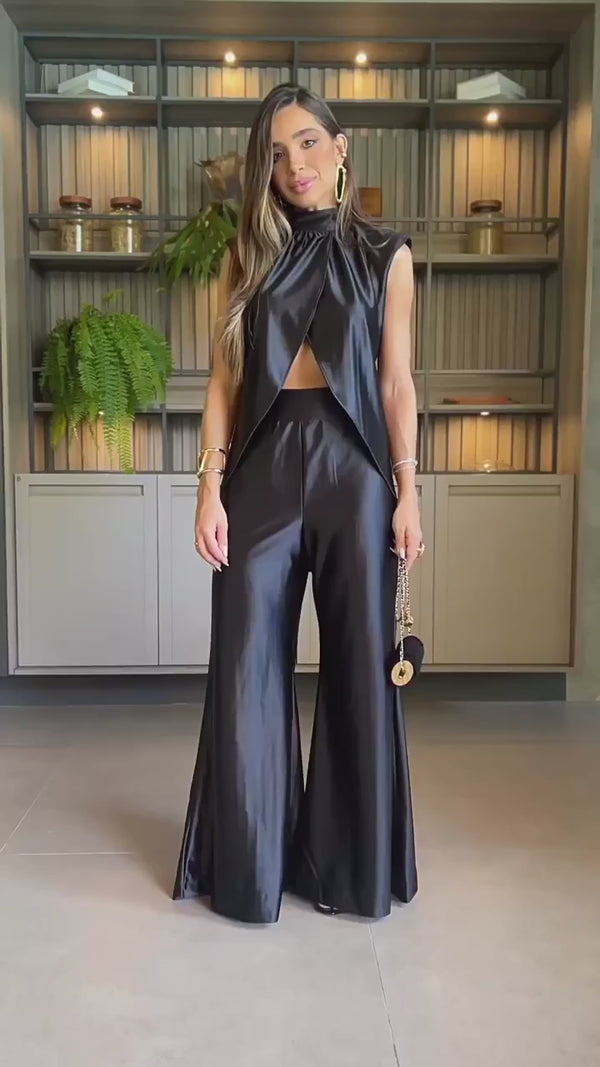 Women's chic satin top and pants set Image