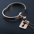 Bracelet menotte avec collier et pendentif clef bijou de couple 2 pièces Union - GUAPPAA