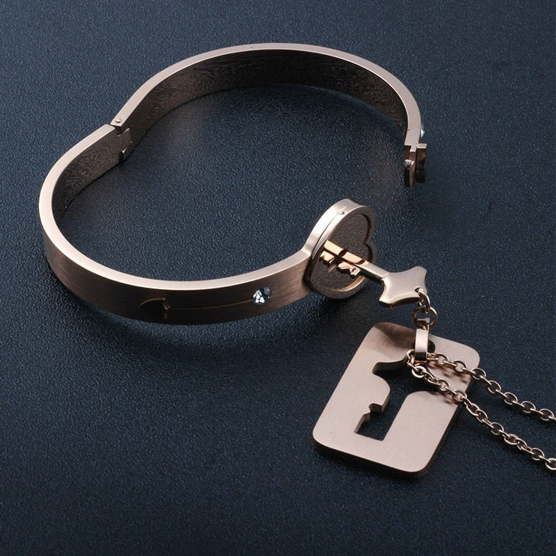 Bracelet menotte avec collier et pendentif clef bijou de couple 2 pièces Union - GUAPPAA