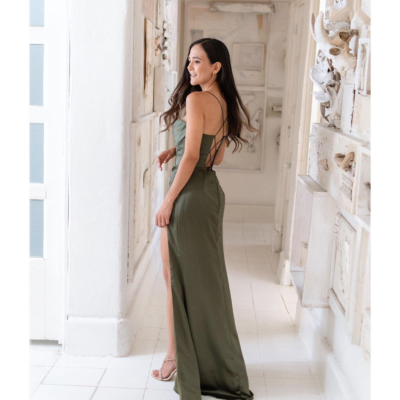Robe corset plissée longue fendue satinée bretelles spaghetti élégante Elite - GUAPPAA