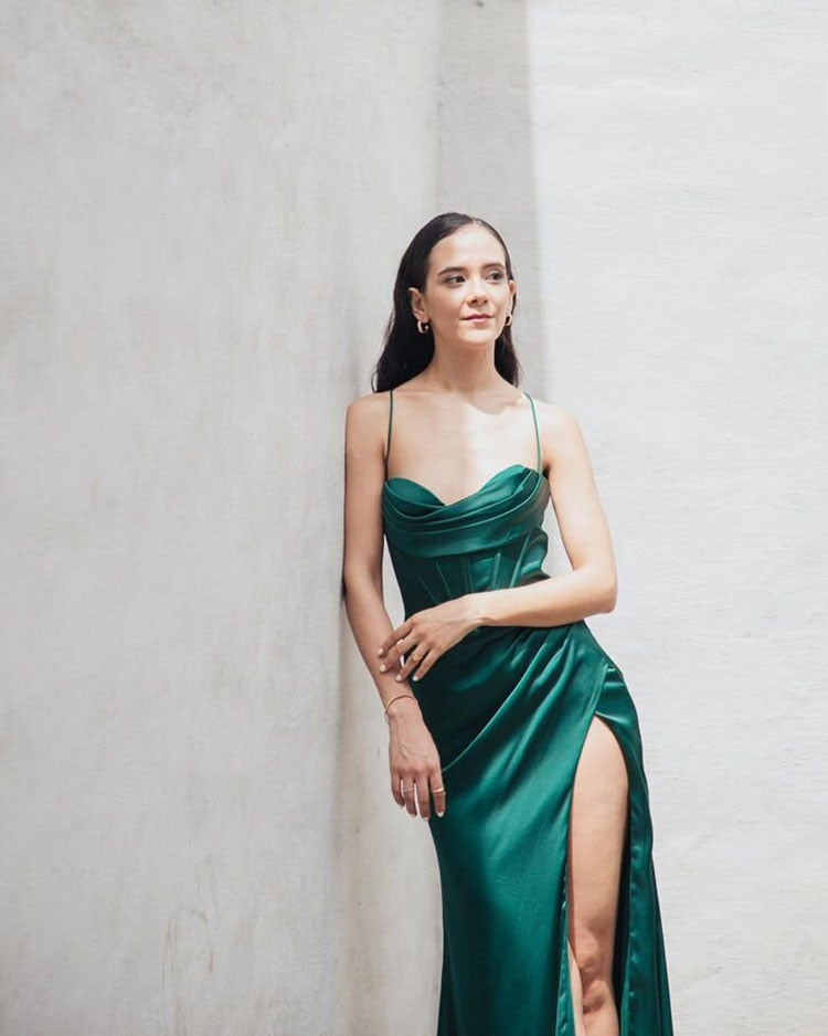 Robe corset plissée longue fendue satinée bretelles spaghetti élégante Elite - GUAPPAA
