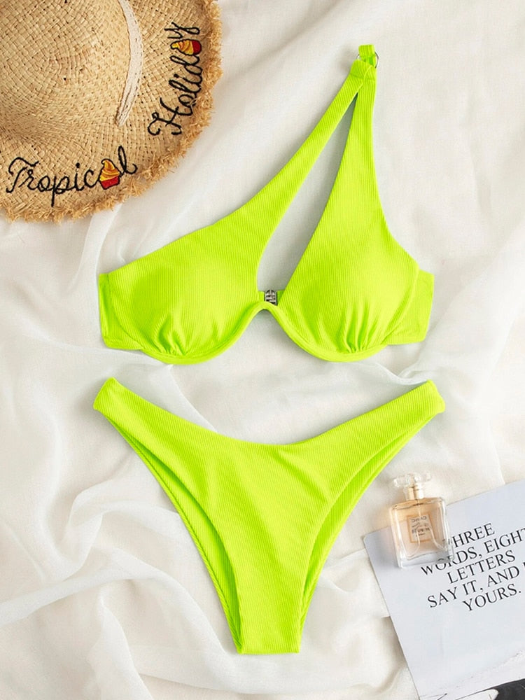 Bikini tanga bretelles asymétriques Solia - GUAPPAA