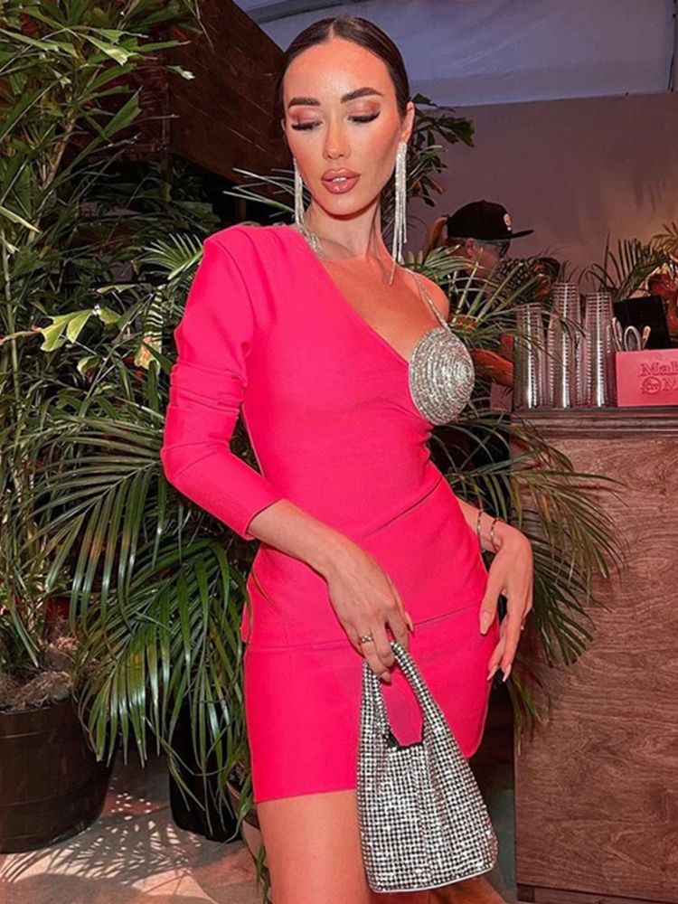 Robe cocktail asymétrique à strass une manche Coco - GUAPPAA