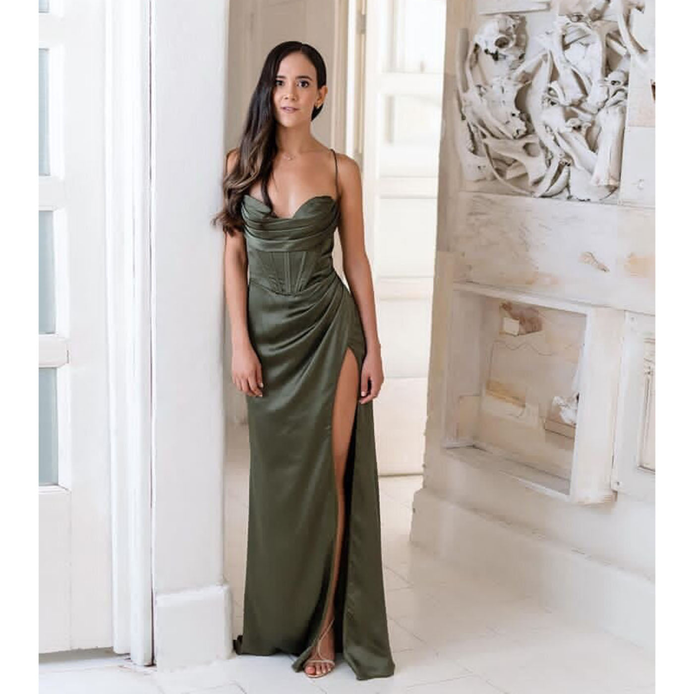Robe corset plissée longue fendue satinée bretelles spaghetti élégante Elite - GUAPPAA