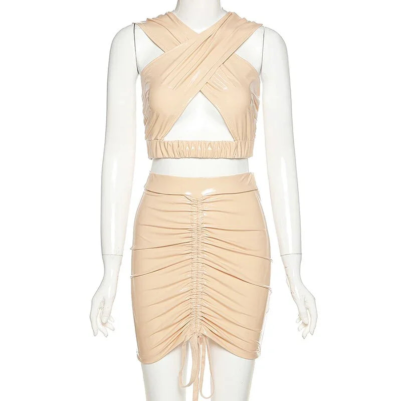 Ensemble clubwear vinyle mini jupe et crop top croisé ouvert sexy Réserve - GUAPPAA