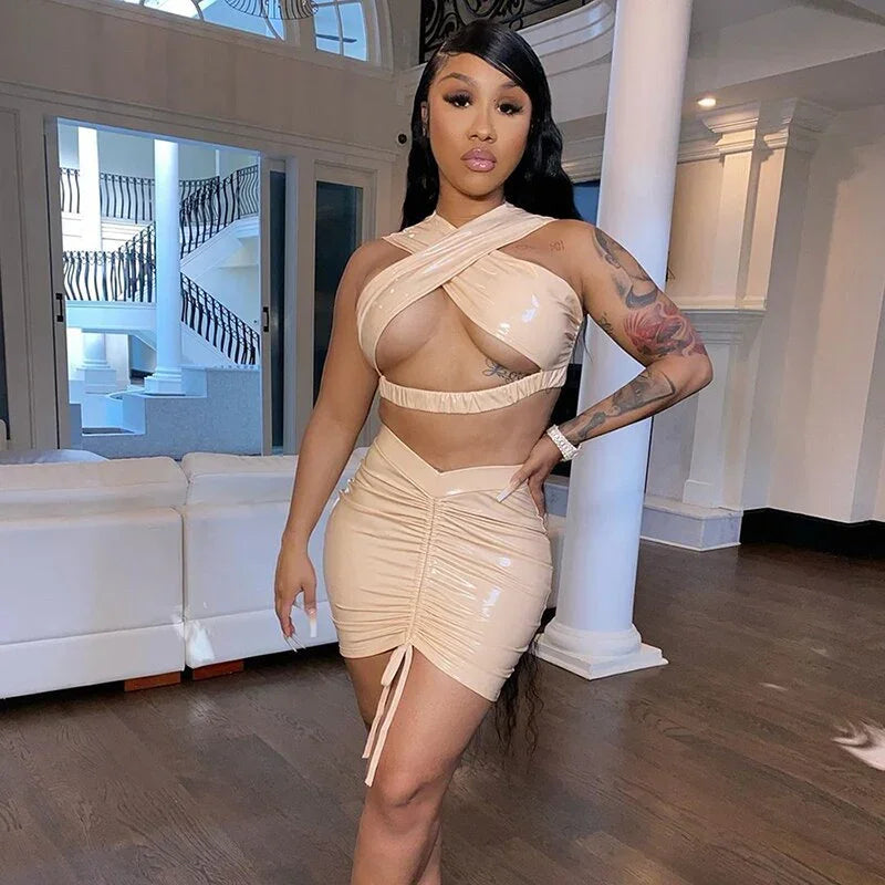 Ensemble clubwear vinyle mini jupe et crop top croisé ouvert sexy Réserve - GUAPPAA