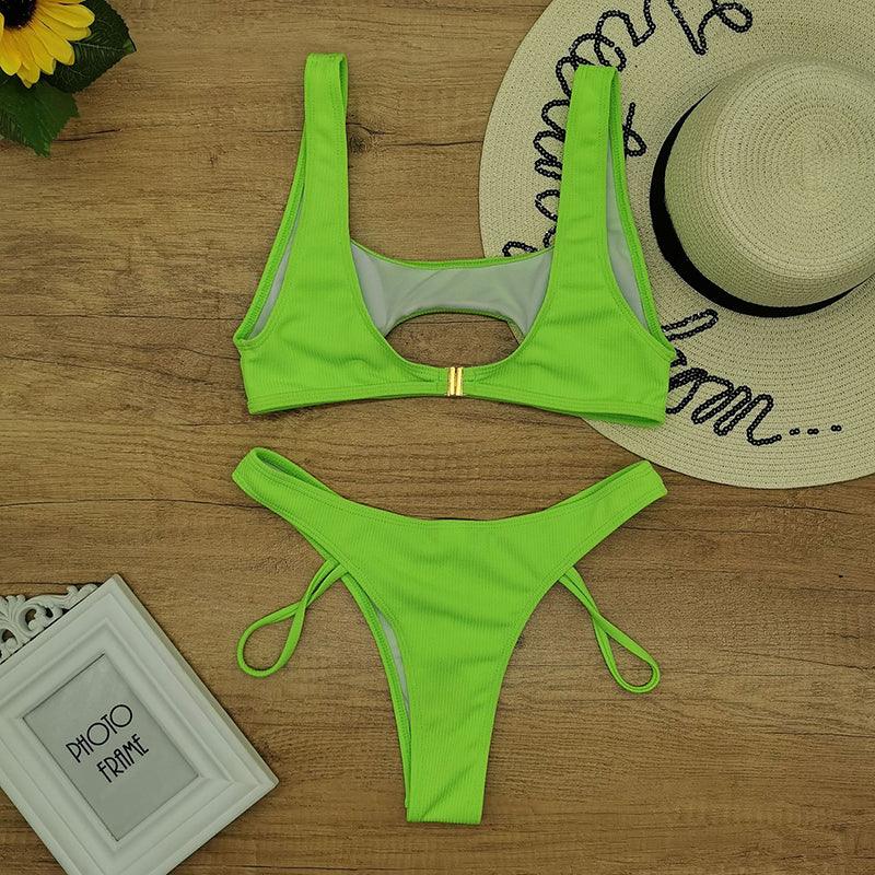 Maillot de bain deux pièces taille haute string tanga décolleté inversé Daytona - GUAPPAA