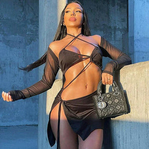 S M L Petite robe noire fendue dos nu ouverte lacée à manches transparentes Midnight - GUAPPAA
